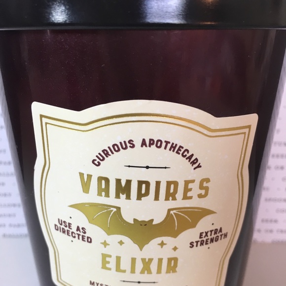 Halloween Vampires Elixir Apothecary Candle 2 Wick - Picture 7 of 7
